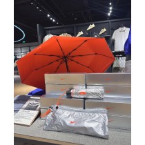 海外限定NIKE 最新 科技銀摺疊雨傘+乾溼分離手提袋 組合包